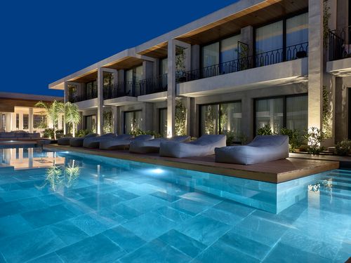 MAPEI UK - For the construction of pools, choose Mapei Idrocrete KR1000